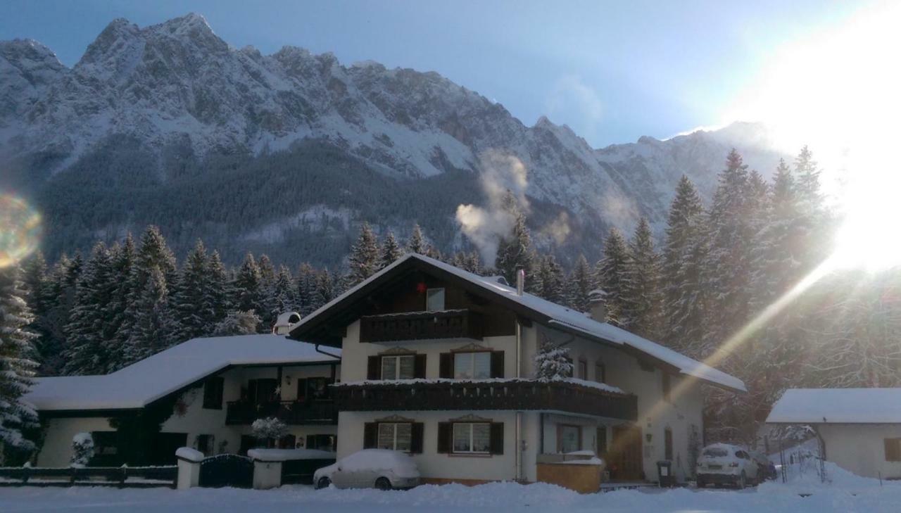 Gaestehaus Lehnerer Grainau Extérieur photo